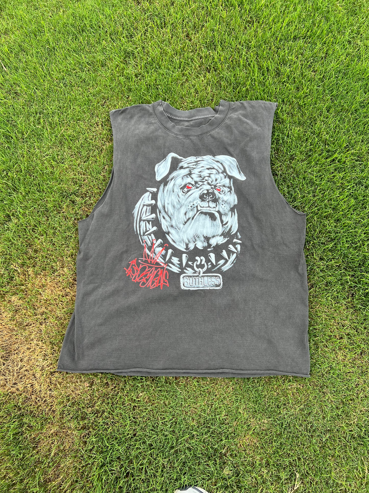 RUTHLESS TEE