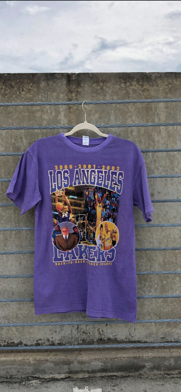 LAKERS 3-PEAT TEE